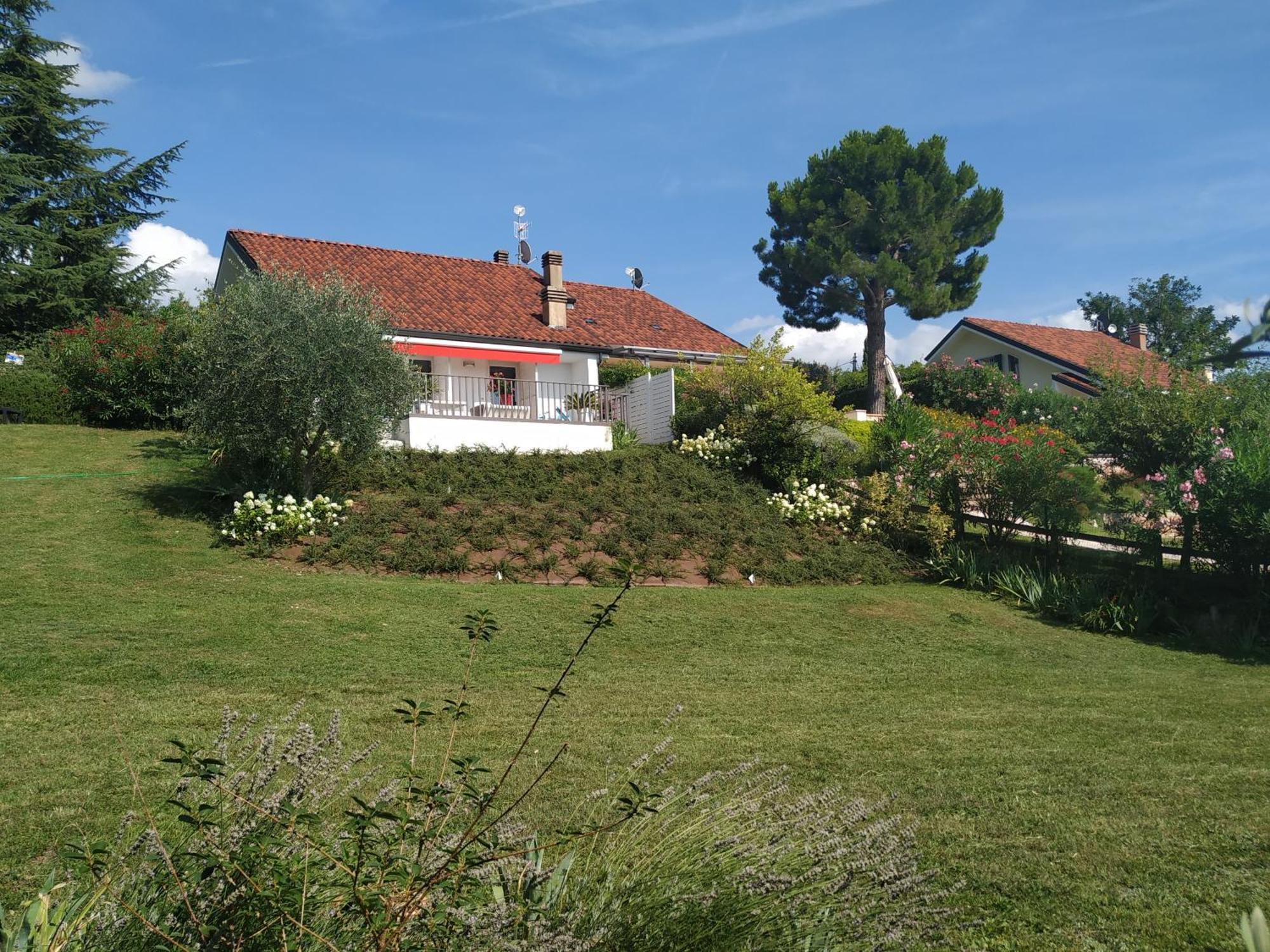 Casa Fellini Villa San Zeno di Montagna Exterior photo